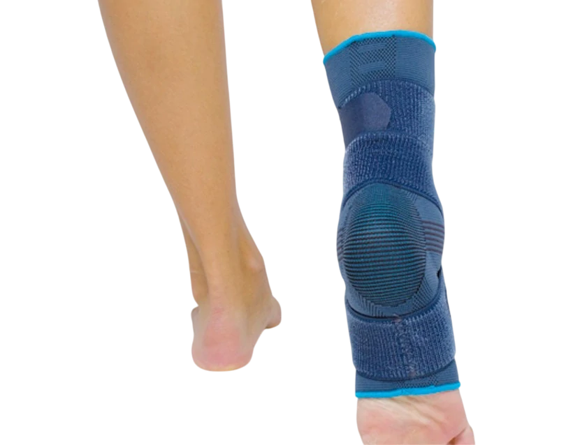 Ortéza členkového kĺbu s popruhom a výstuhou Aqtivo Sport P706